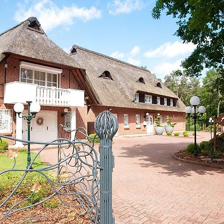 Amethyst Hotel Garni Lueneburg Deutsch Evern Экстерьер фото