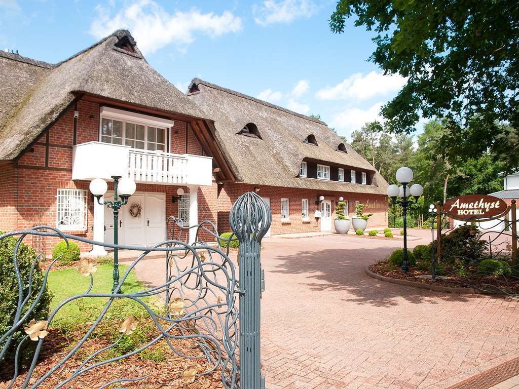 Amethyst Hotel Garni Lueneburg Deutsch Evern Экстерьер фото