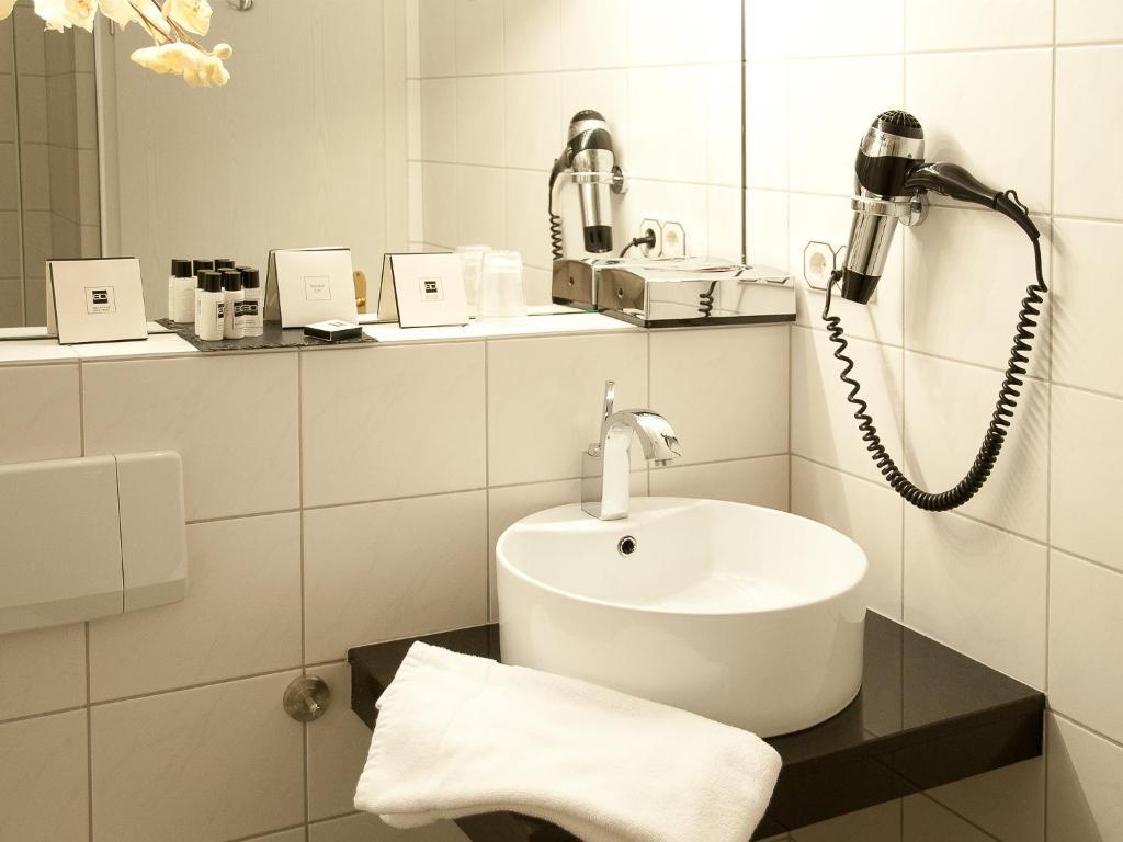 Amethyst Hotel Garni Lueneburg Deutsch Evern Номер фото